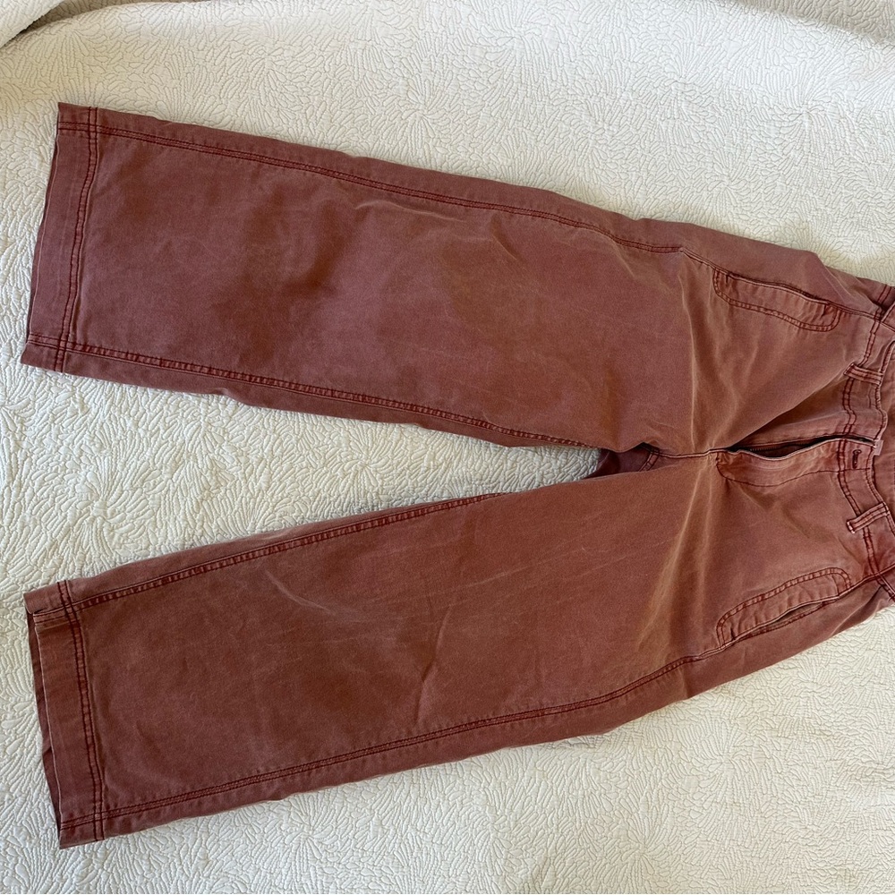 Women's Crop Jeans - Picture 3 of 3